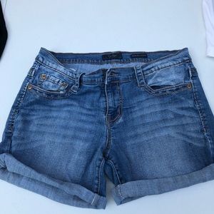 Jessica Simpson jean shorts